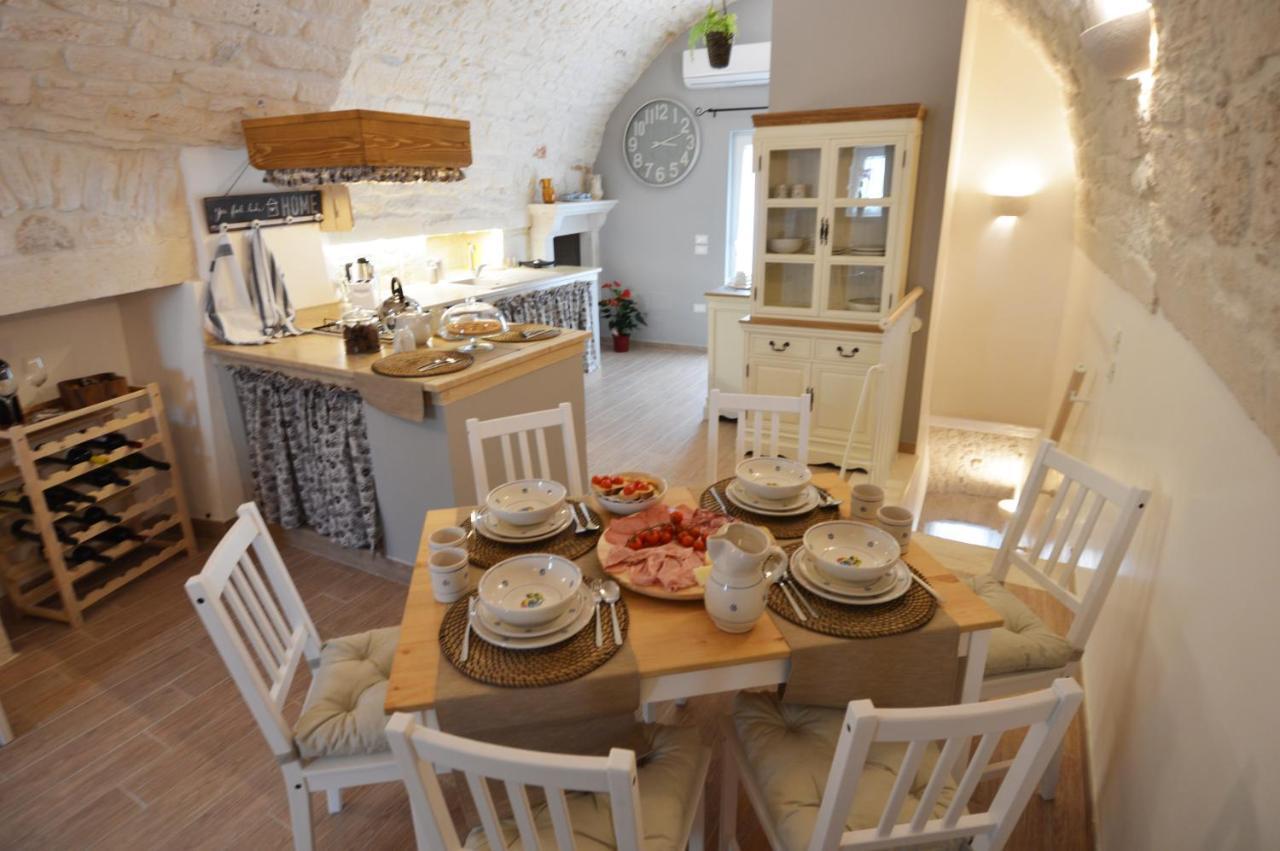 La Dimora Di Nonna Dora Apartment Martina Franca Ngoại thất bức ảnh